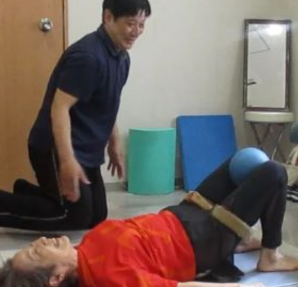 樽町の腰痛改善トレーニングジム